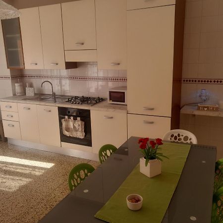 Casa Vacanza Nonna Dora ماتيرا المظهر الخارجي الصورة